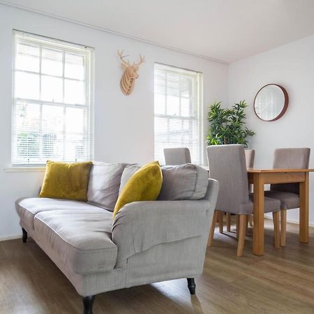 Modern Grassmarket Apartment Edimburgo Exterior foto