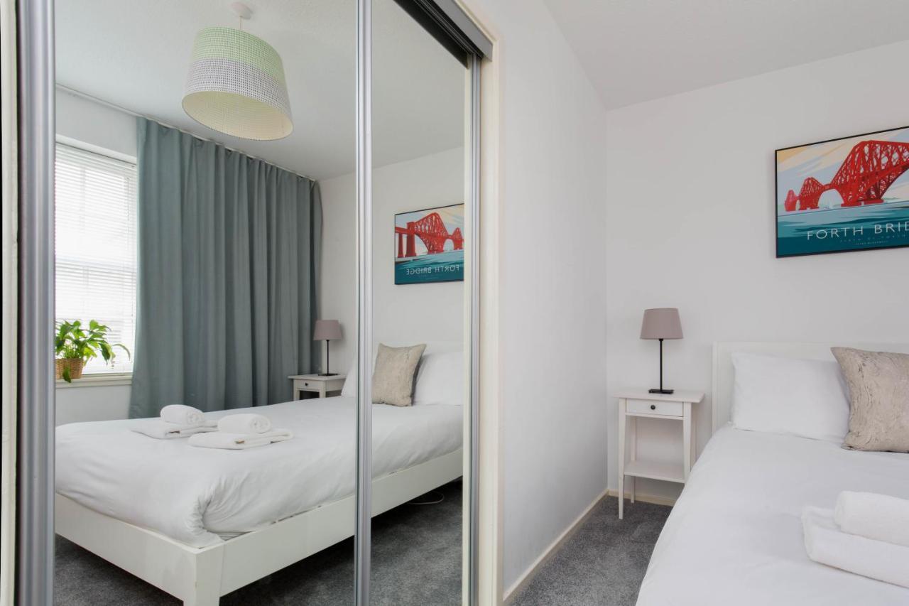 Modern Grassmarket Apartment Edimburgo Exterior foto